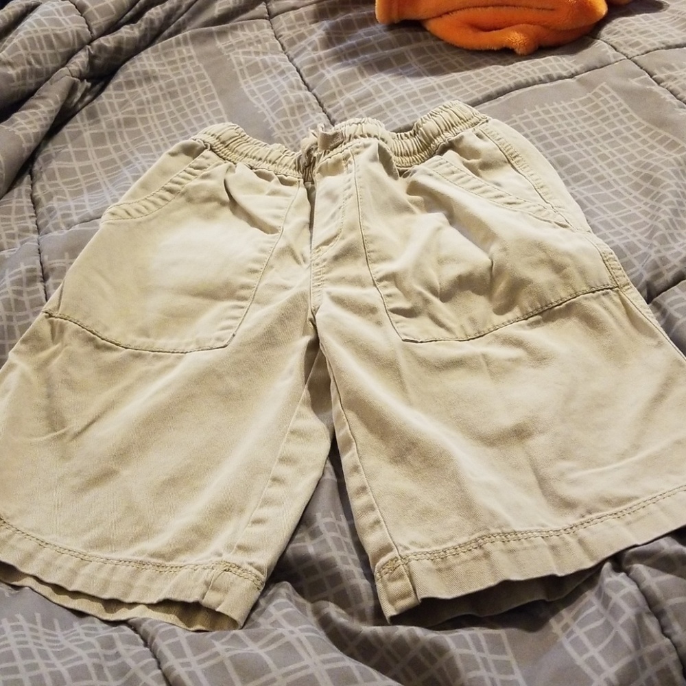 Children's Place Boys Khaki Cargo Shorts